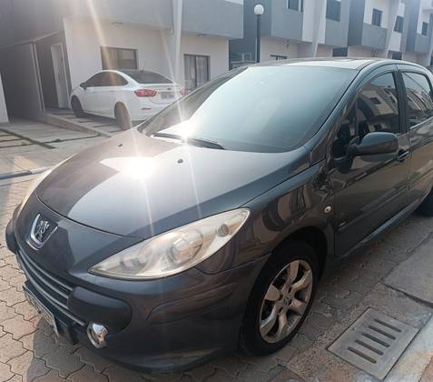 PEUGEOT 307 1.6 PRESENCE PACK 16V FLEX 4P MANUAL PEUGEOT 307 1.6 PRESENCE PACK 16V FLEX 4P MANUAL